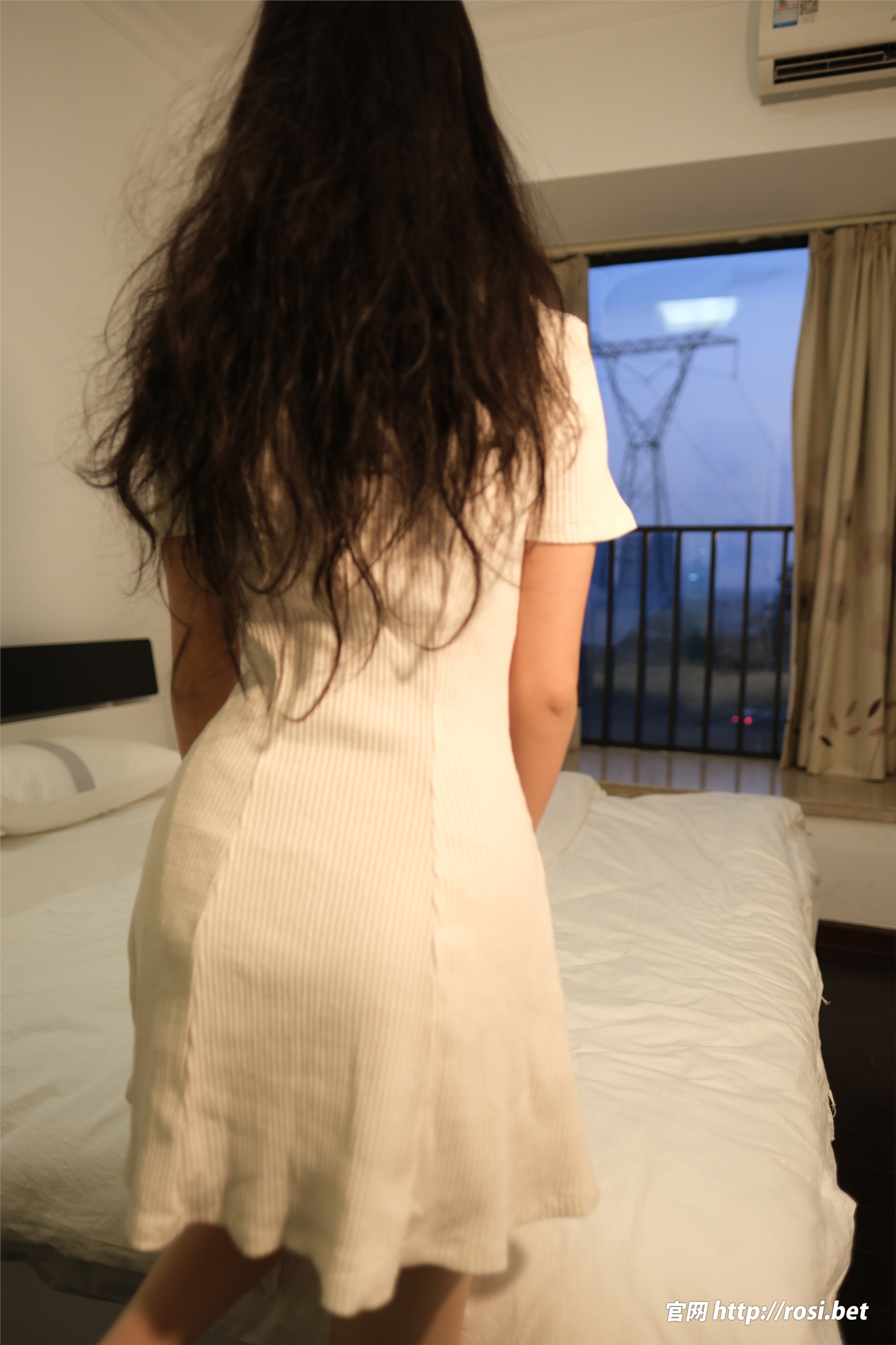 ROSI写真 2025.12.14 NO.5123